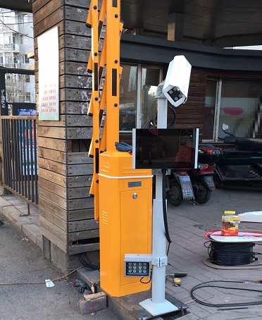 沈陽車牌識(shí)別廠家現(xiàn)場安裝調(diào)試車牌識(shí)別系統(tǒng)