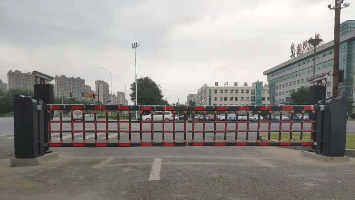 沈陽(yáng)渾南國(guó)際產(chǎn)業(yè)園·日本園空降道閘車牌識(shí)別系統(tǒng)安裝