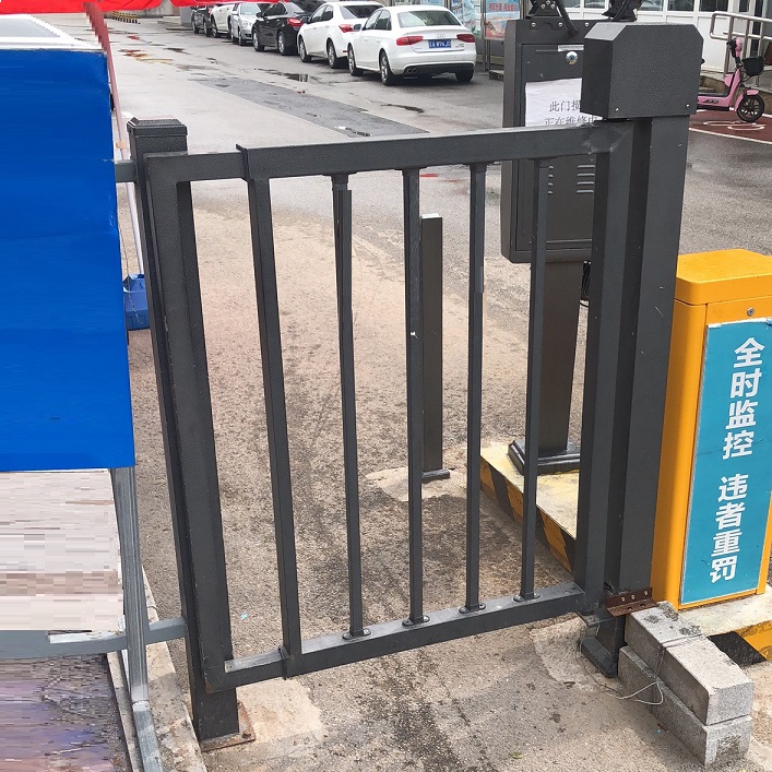 沈陽(yáng)工廠電動(dòng)自動(dòng)開(kāi)關(guān)行人門門禁系統(tǒng)